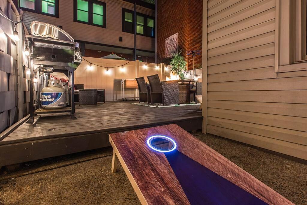 King Bed / Free Parking / Bbq / Fire Pit / Arcade Βίλα Πίτσμπουργκ Εξωτερικό φωτογραφία